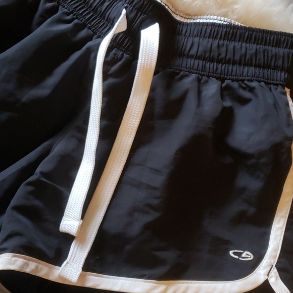 Champion Shorts - Picture 6 of 6